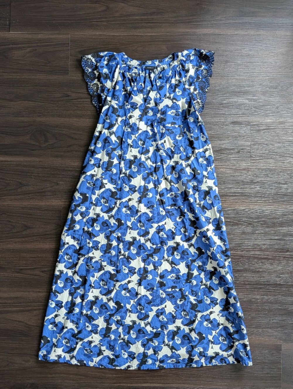 Who What Where Cotton Maxi Dress White Blue Black Floral Flutter Sleeve Medium